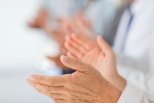 People Clapping: copyright www.istockphoto.com 000022557242